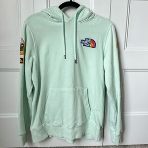 The North Face Novelty Patch Hoodie. Women’s size Medium. Mint green.